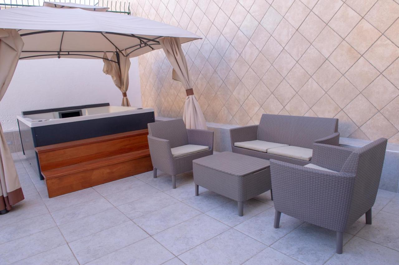 Joyce Luxury Suite Monopoli Εξωτερικό φωτογραφία